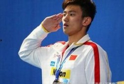 张琳吃瓜群众,吃瓜群众的美食探索之旅