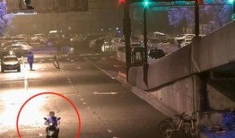 民警查看监控吃瓜,民警意外发现的小插曲