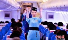 吃瓜空姐厦航,揭秘航班上的趣味瞬间