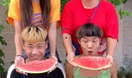 吃瓜比赛双人,吃瓜比赛双生巅峰对决