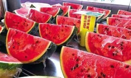 镇江吃瓜,一瓜在手，尽享夏日清凉