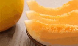 雪吃大瓜,冬日里的甜蜜邂逅