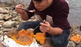 农村小伙免费吃瓜,体验别样丰收喜悦