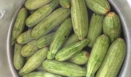 小角瓜可以呛着吃吗,挑战味蕾的新尝试