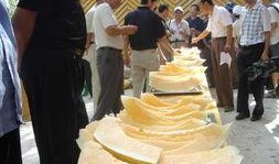 吃哈密瓜比赛,哈密瓜吃赛巅峰对决