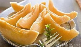 哈密瓜吃美食,甜蜜滋味，尽享舌尖盛宴