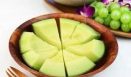 瓜沾糖吃,瓜沾糖的独特风味体验