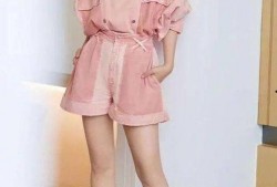 谭松韵在线吃瓜,在线热议娱乐圈风云