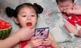 和女儿吃瓜,和女儿一起品味甜蜜的“吃瓜”时光
