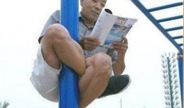 坐等吃瓜动图,动图里的生活百态